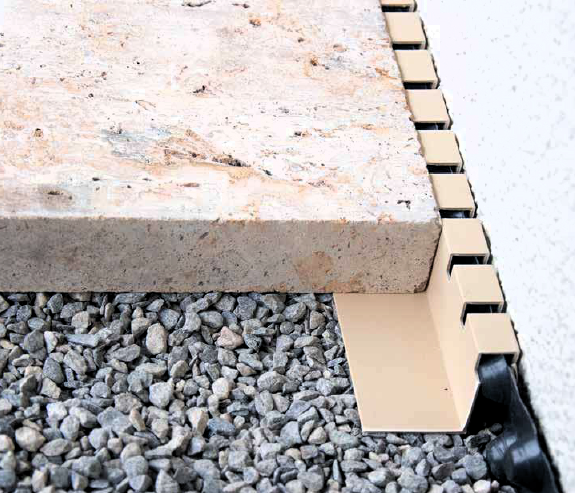 Stenová distančná lišta