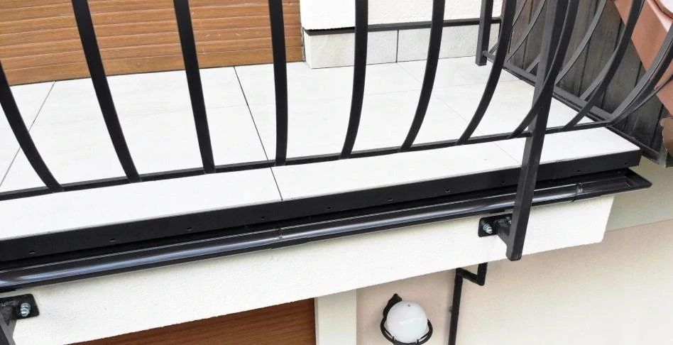 Vonkajši rohový žlab "PR65"