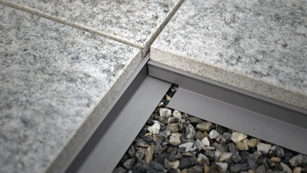 Škárovací profil "L" pod dlažbu | Špárfix | fasádna špárovacia lišta 3 mm