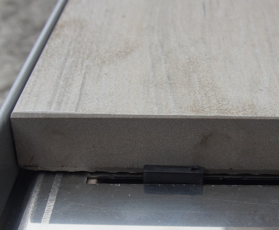 Ukončovací profil „C" | soklový profil | výška 130 mm | dĺžka 2000 mm